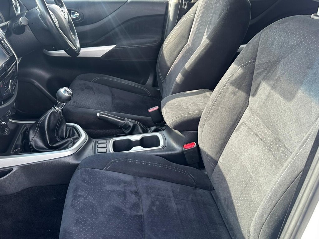 Used Nissan Navara 2016 for sale - 76256361: Photo 12