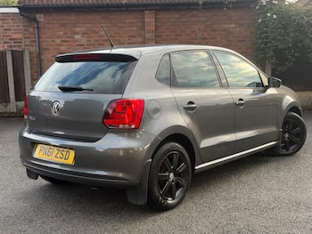 Used Volkswagen Polo 2011 for sale - 79697977: Photo