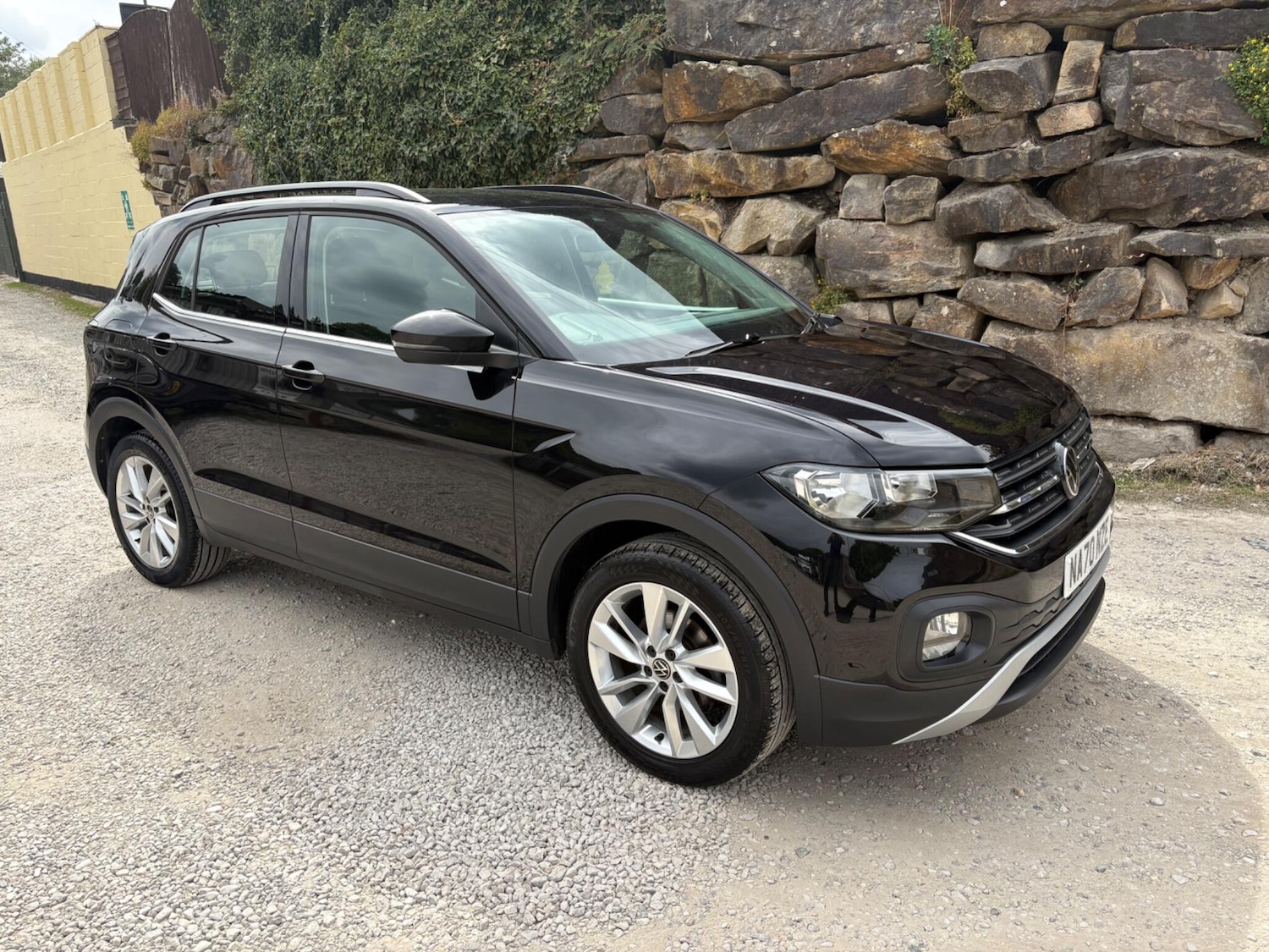 Used Volkswagen T-Cross 2020 for sale - 76913434: Photo 1
