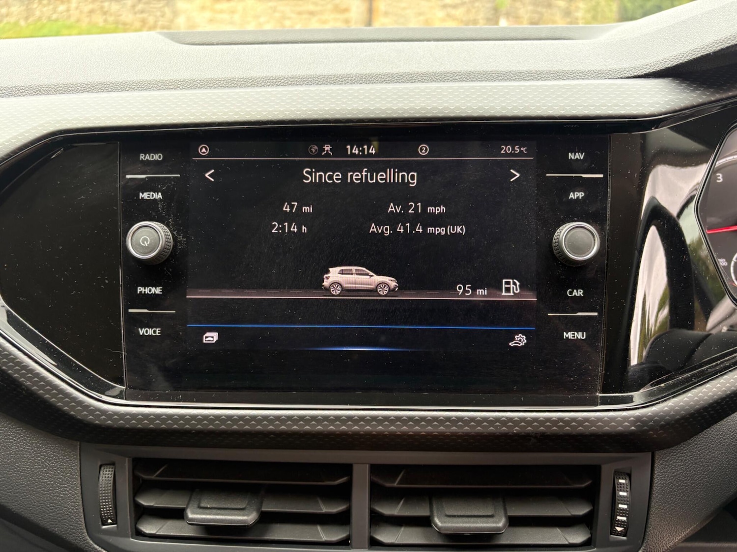 Used Volkswagen T-Cross 2020 for sale - 76913434: Photo 14