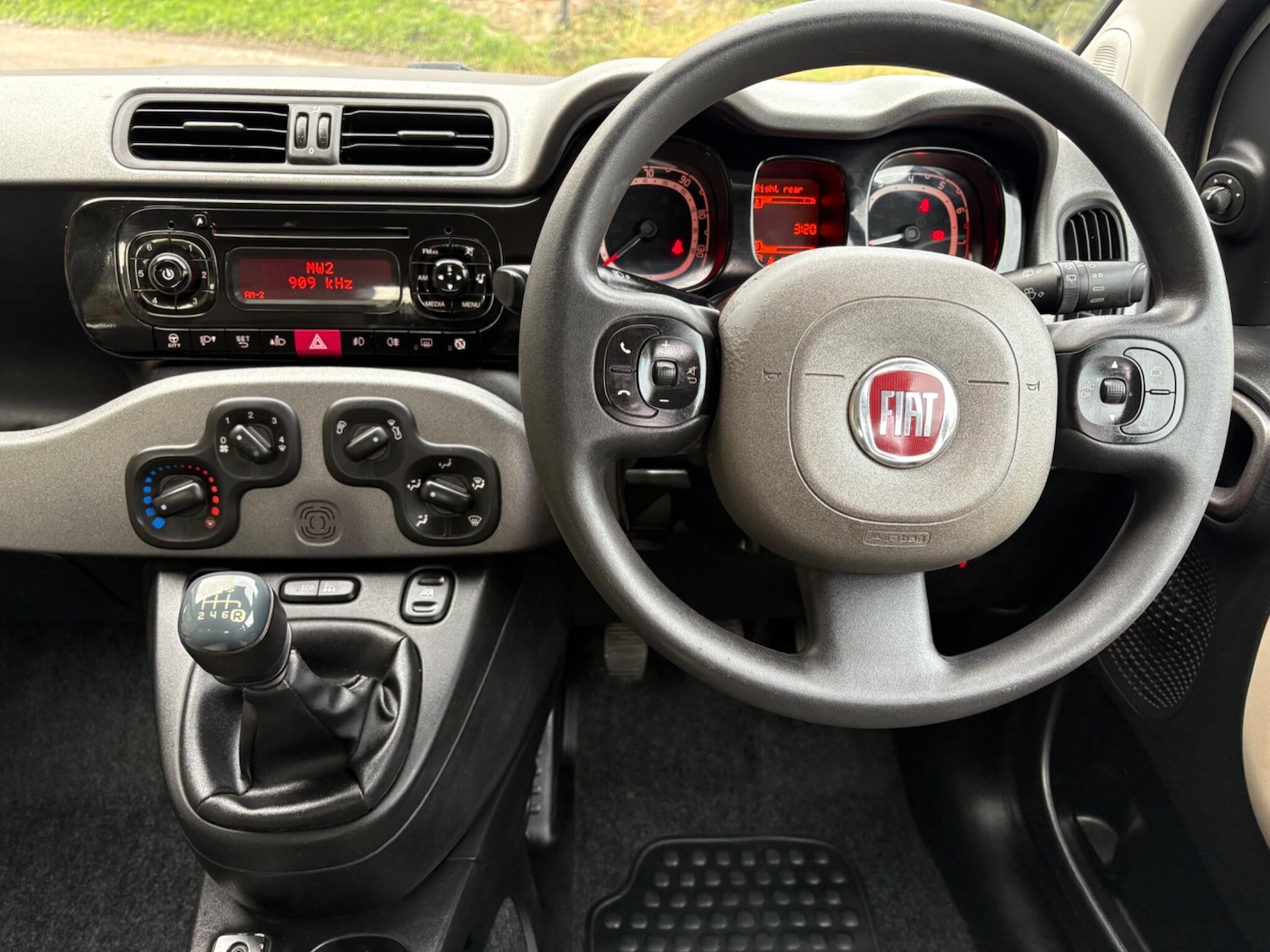 Used Fiat Panda 2013 for sale - 76486799: Photo 14