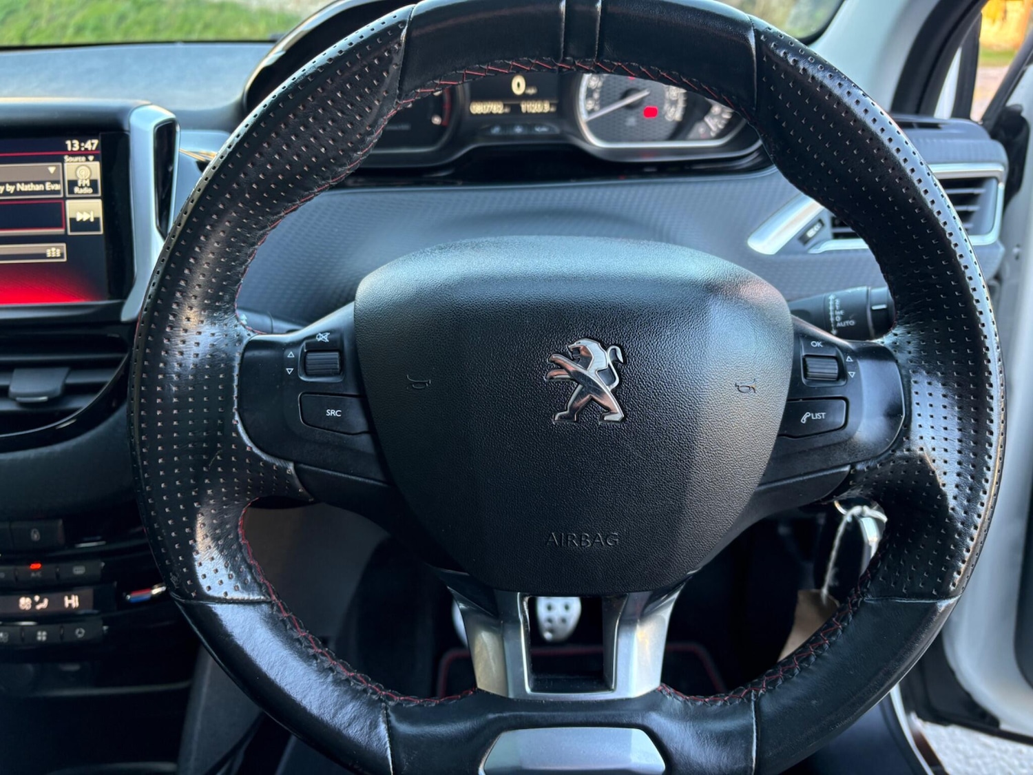 Used Peugeot 2008 2016 for sale - 76752448: Photo 15