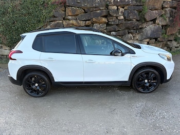 Used Peugeot 2008 2016 for sale - 76752448: Photo