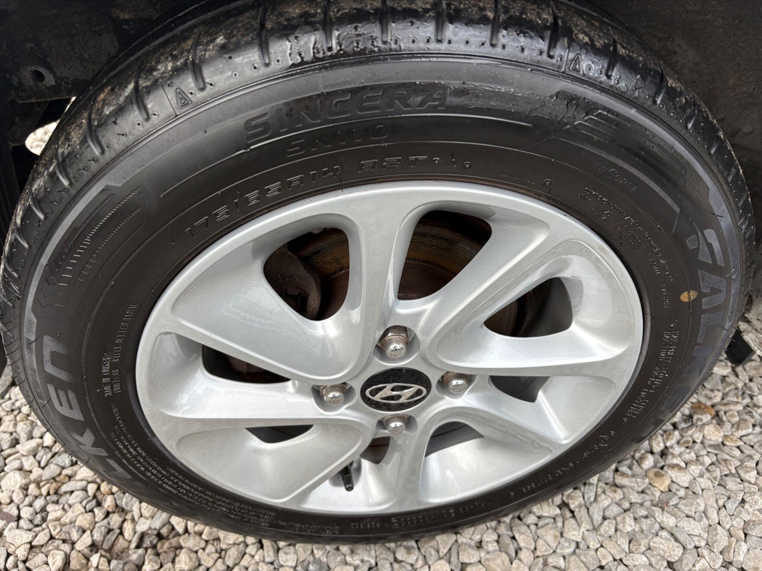 Used Hyundai i10 2017 for sale - 76485772: Photo 21