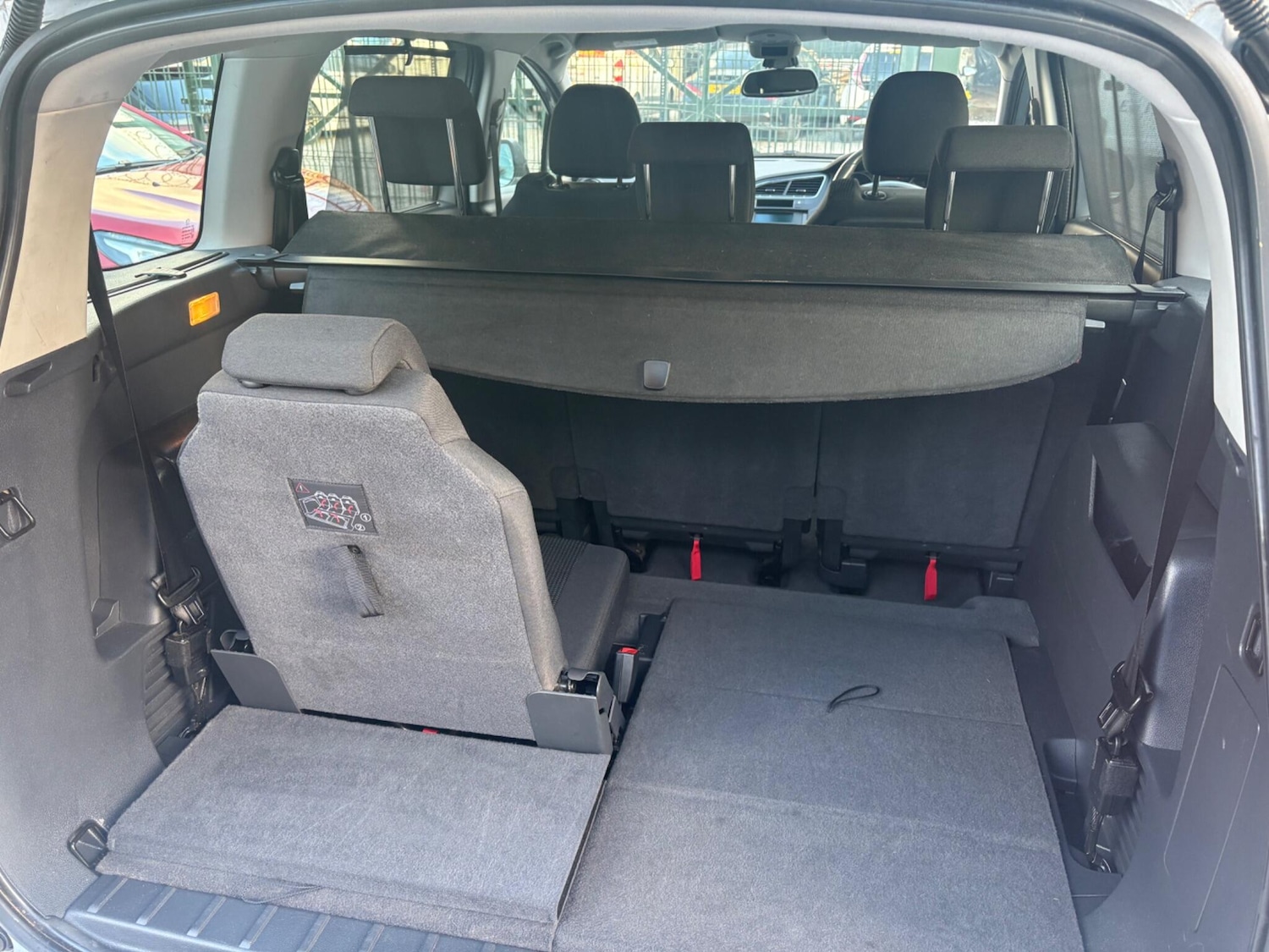 Used Peugeot 5008 2017 for sale - 76572243: Photo 19