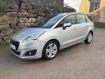 Used Peugeot 5008 2017 for sale - 76572243: Photo