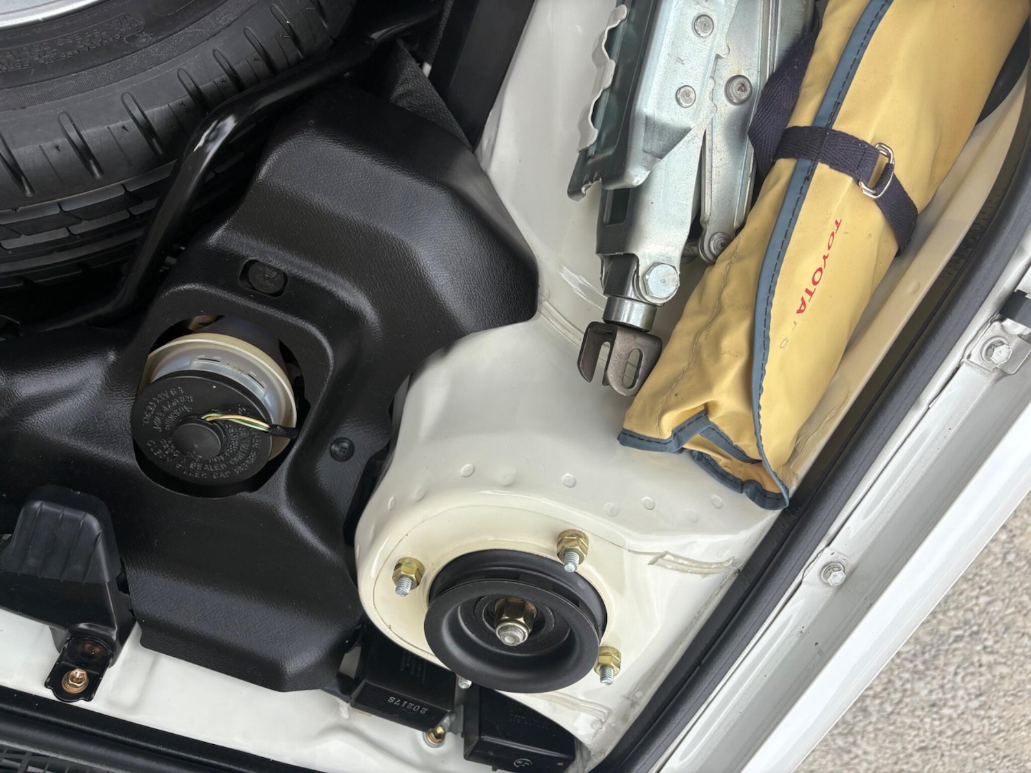 Used Toyota MR2 for sale - 76752931: Photo 33