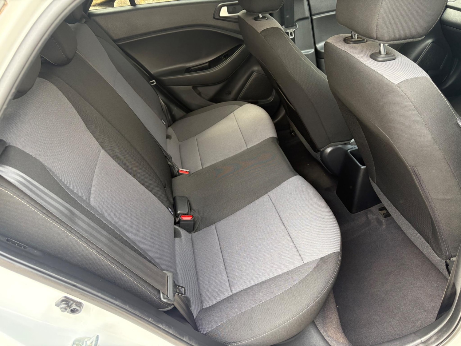 Used Hyundai i20 2020 for sale - 76486798: Photo 11