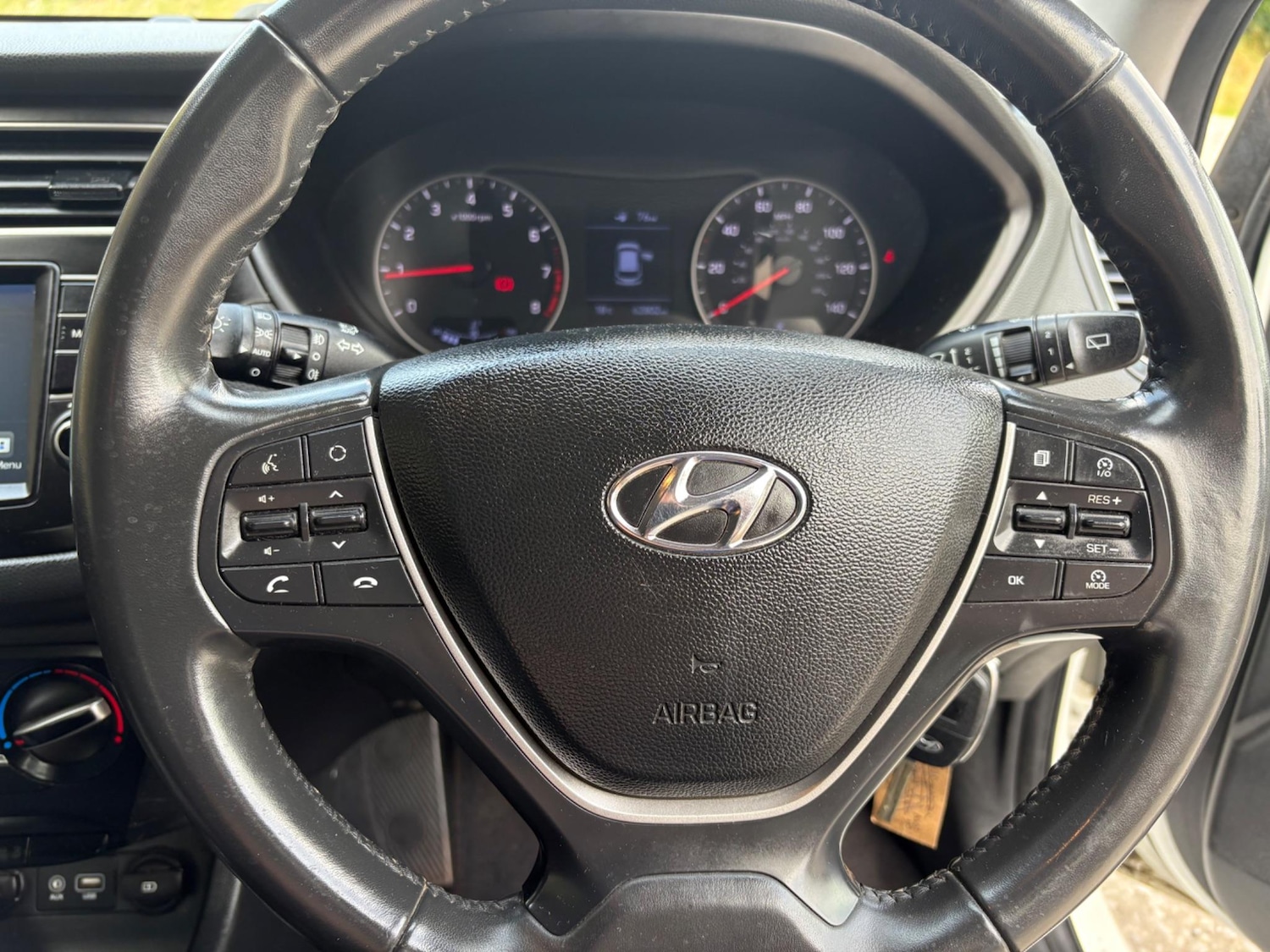 Used Hyundai i20 2020 for sale - 76486798: Photo 15