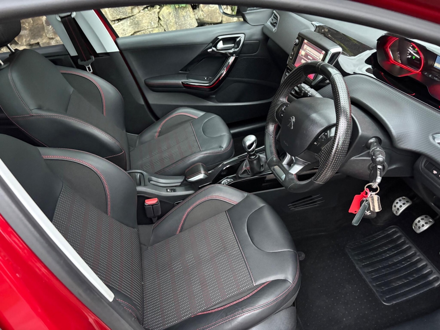 Used Peugeot 2008 2017 for sale - 76486796: Photo 11