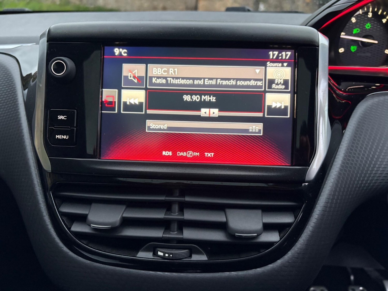 Used Peugeot 2008 2017 for sale - 76486796: Photo 17