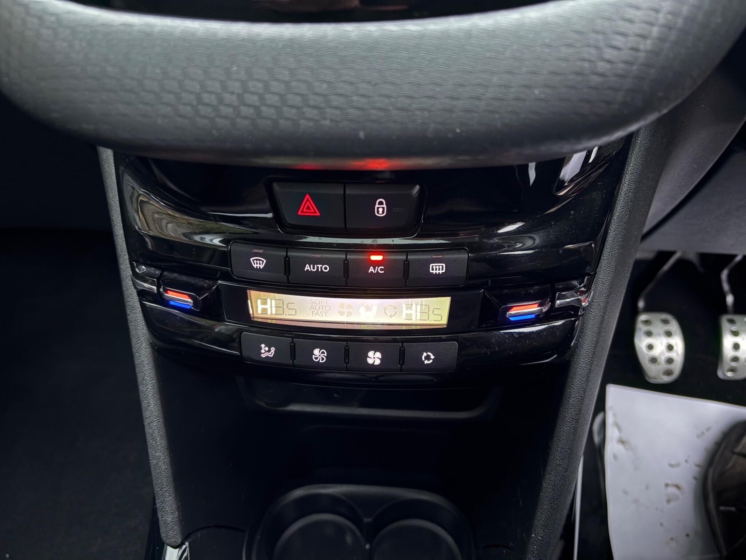 Used Peugeot 2008 2017 for sale - 76486796: Photo 20