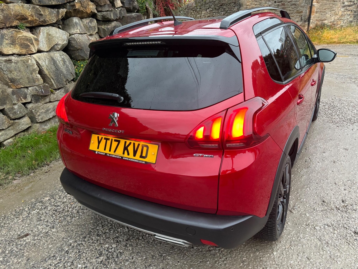 Used Peugeot 2008 2017 for sale - 76486796: Photo 4