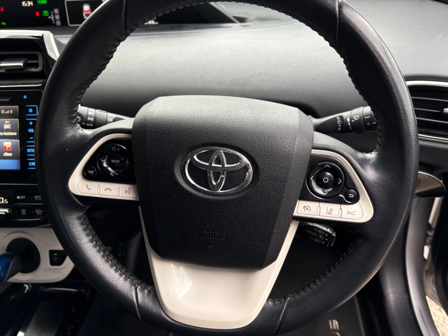 Used Toyota Prius 2017 for sale - 76486791: Photo 22