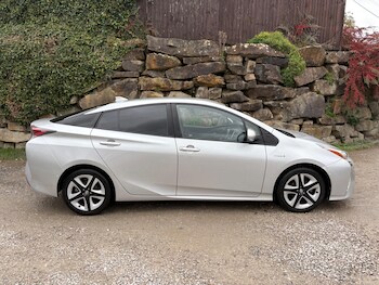 Used Toyota Prius 2017 for sale - 76486791: Photo