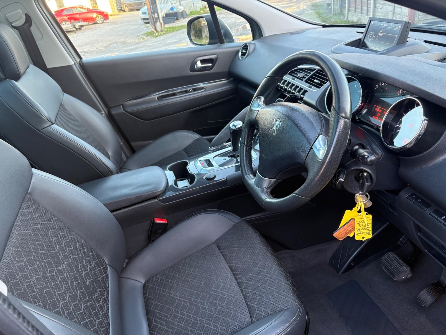 Used Peugeot 3008 2014 for sale - 76608263: Photo 12