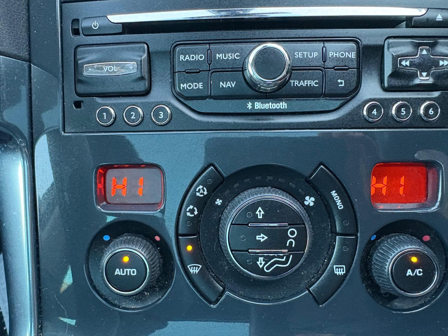 Used Peugeot 3008 2014 for sale - 76608263: Photo 21