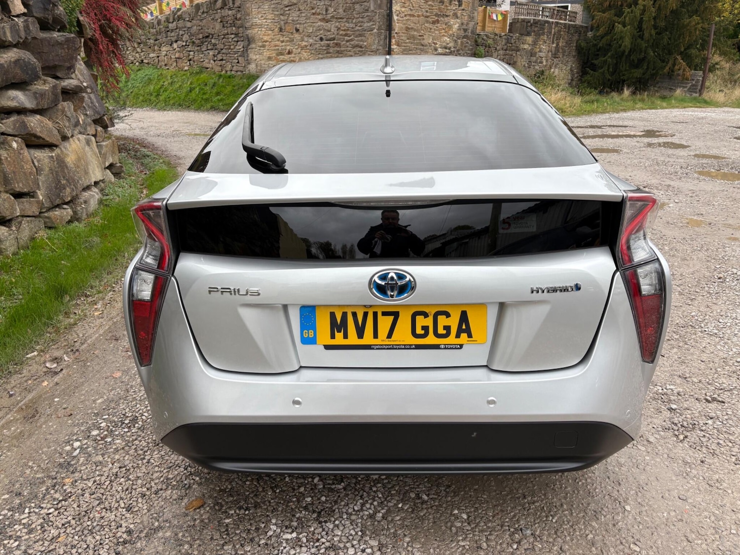 Used Toyota Prius 2017 for sale - 76584617: Photo 5