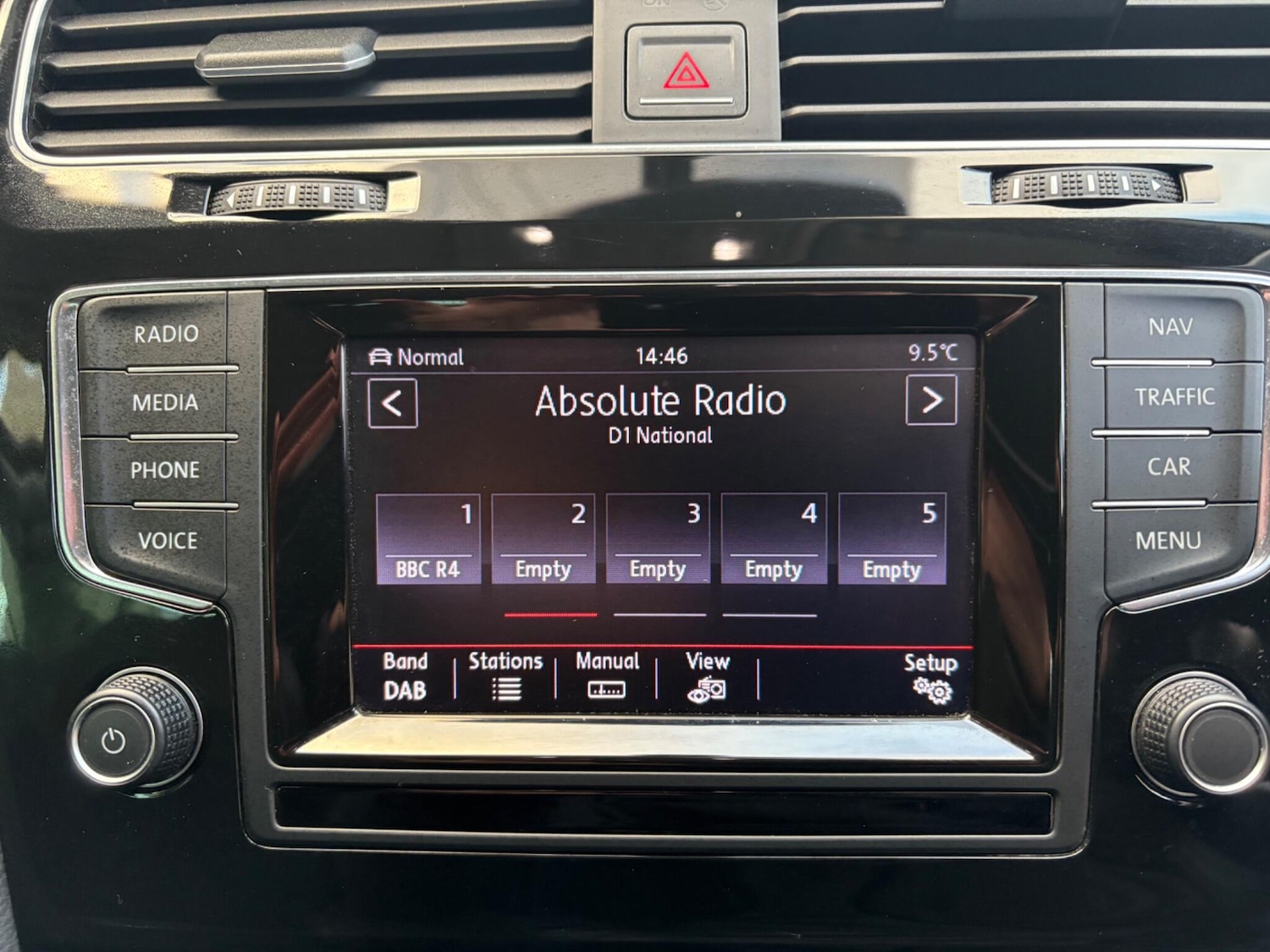 Used Volkswagen Golf 2014 for sale - 76913864: Photo 14