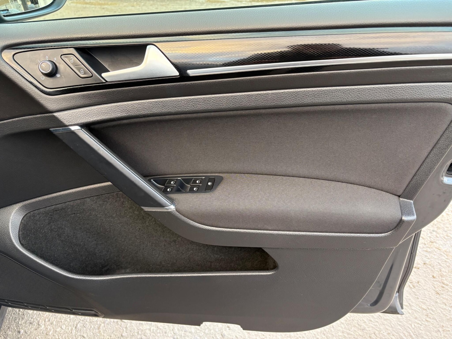 Used Volkswagen Golf 2014 for sale - 76913864: Photo 16