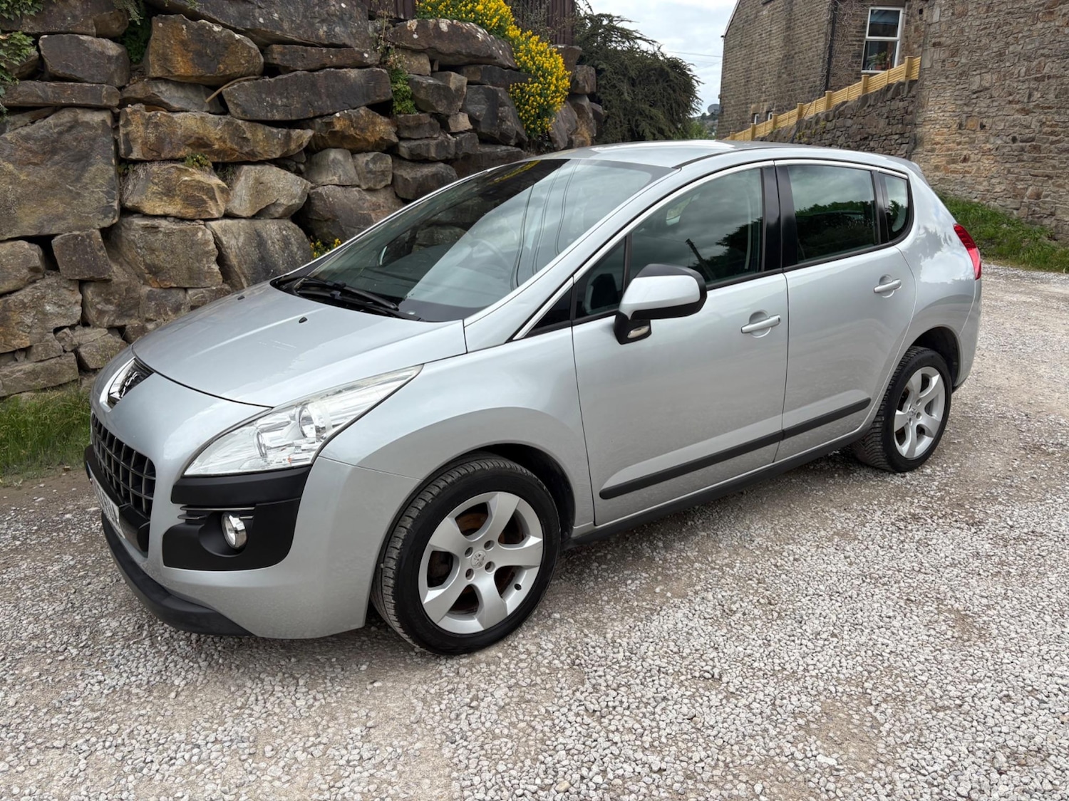 Used Peugeot 3008 2013 for sale - 76485909: Photo 2