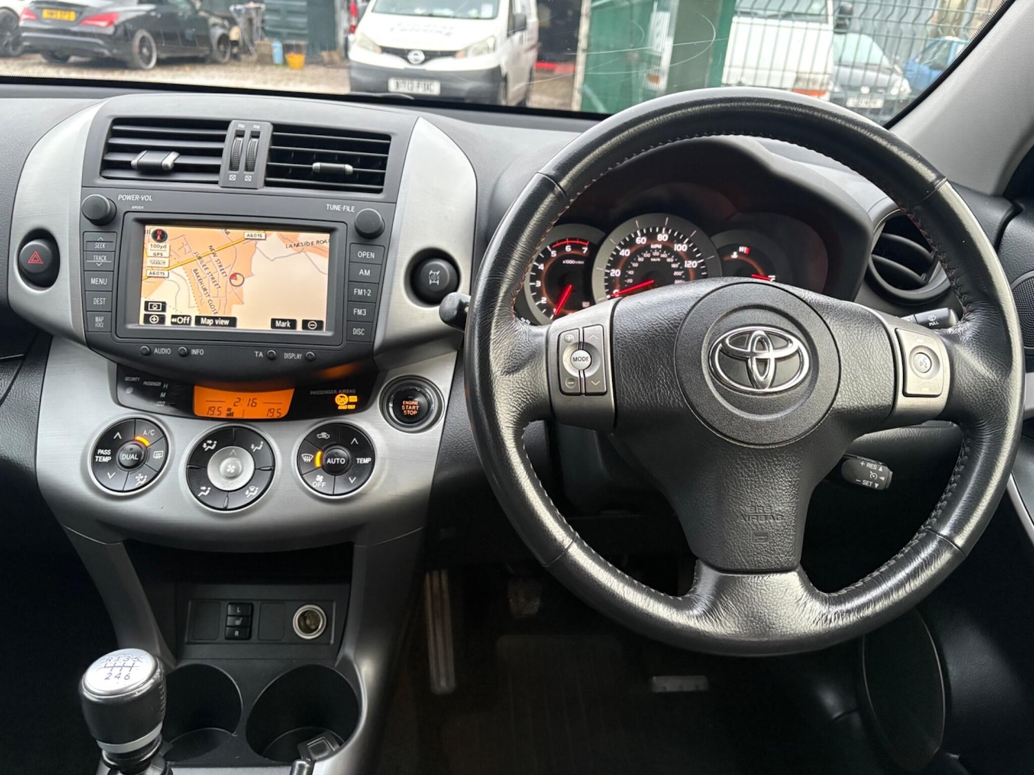 Used Toyota RAV4 2006 for sale - 76839877: Photo 11