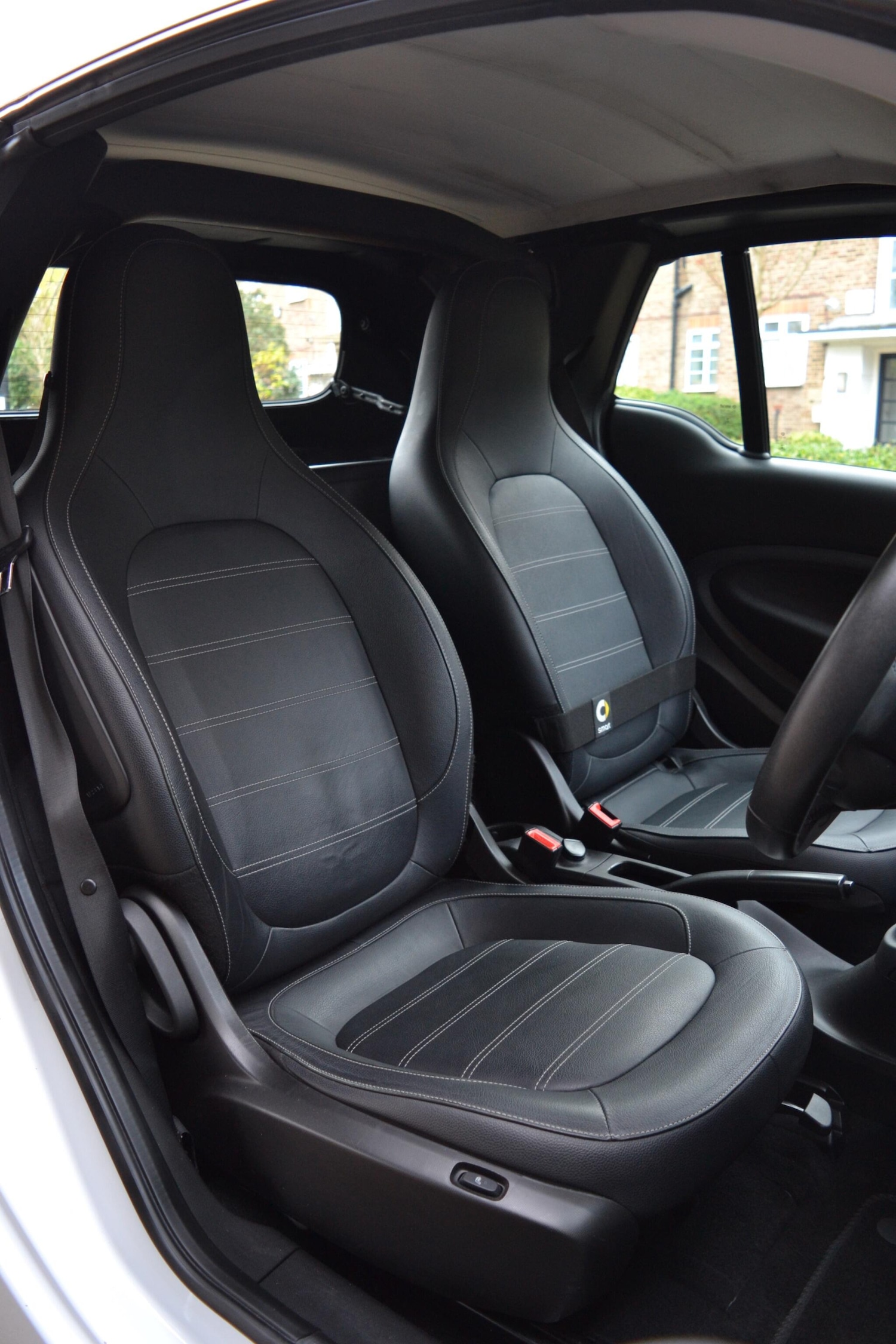 Used smart fortwo 2016 for sale - 77396083: Photo 25