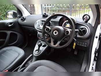 Used smart fortwo 2016 for sale - 77396083: Photo