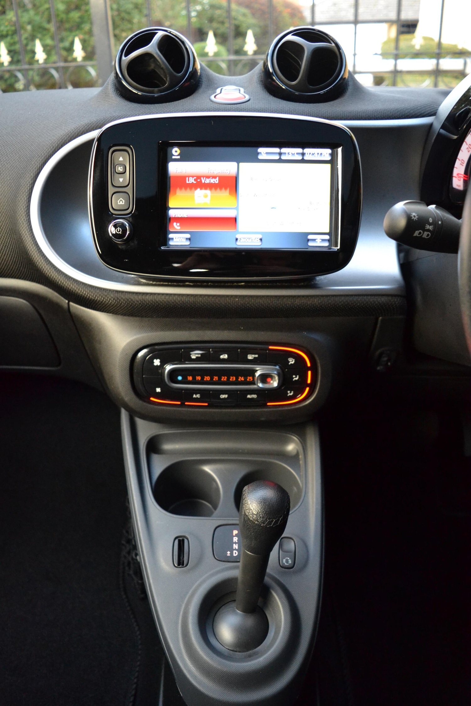 Used smart fortwo 2017 for sale - 76865417: Photo 11