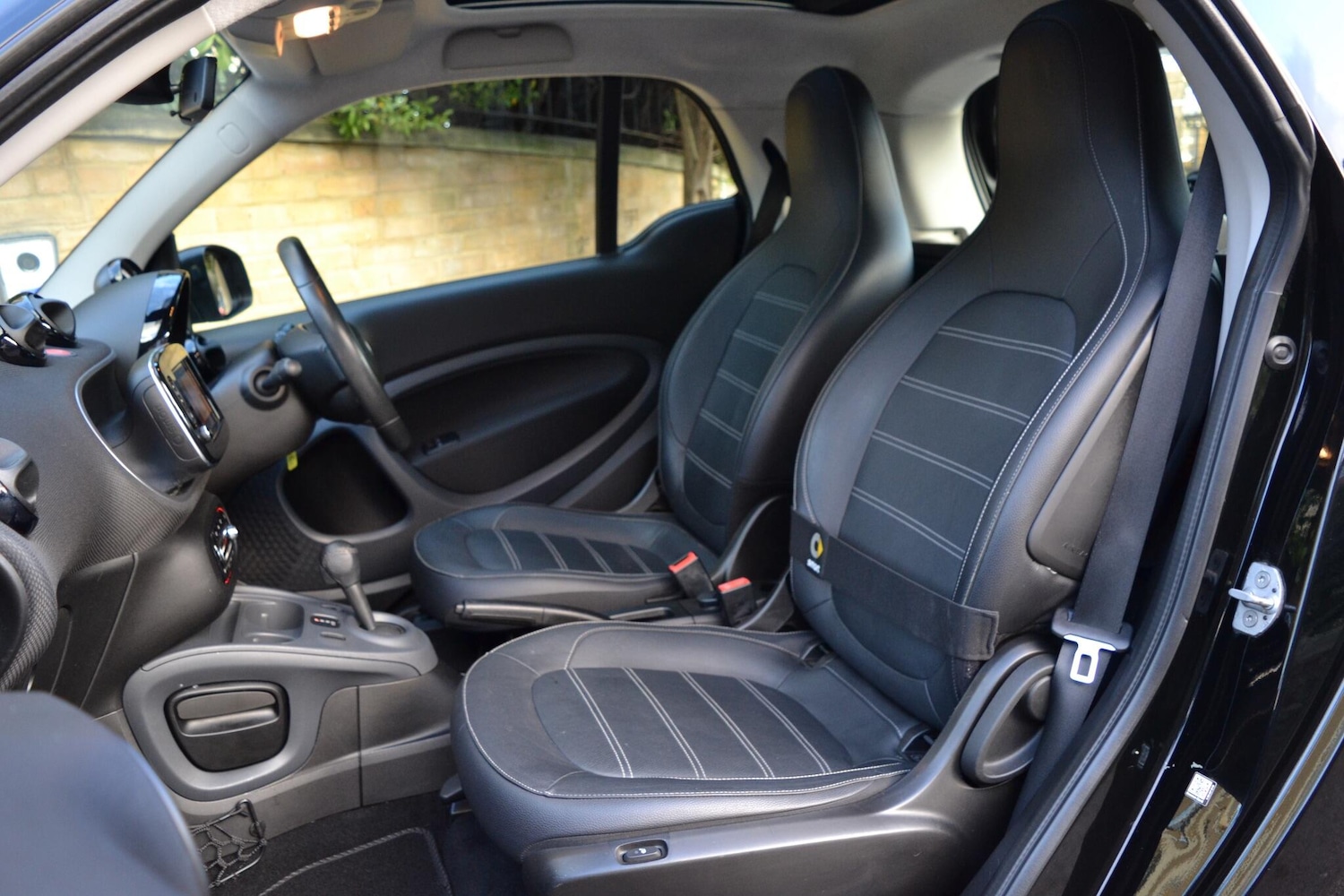 Used smart fortwo 2017 for sale - 76865417: Photo 19