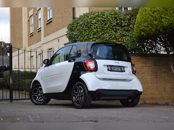 Used smart fortwo 2017 for sale - 76865417: Photo