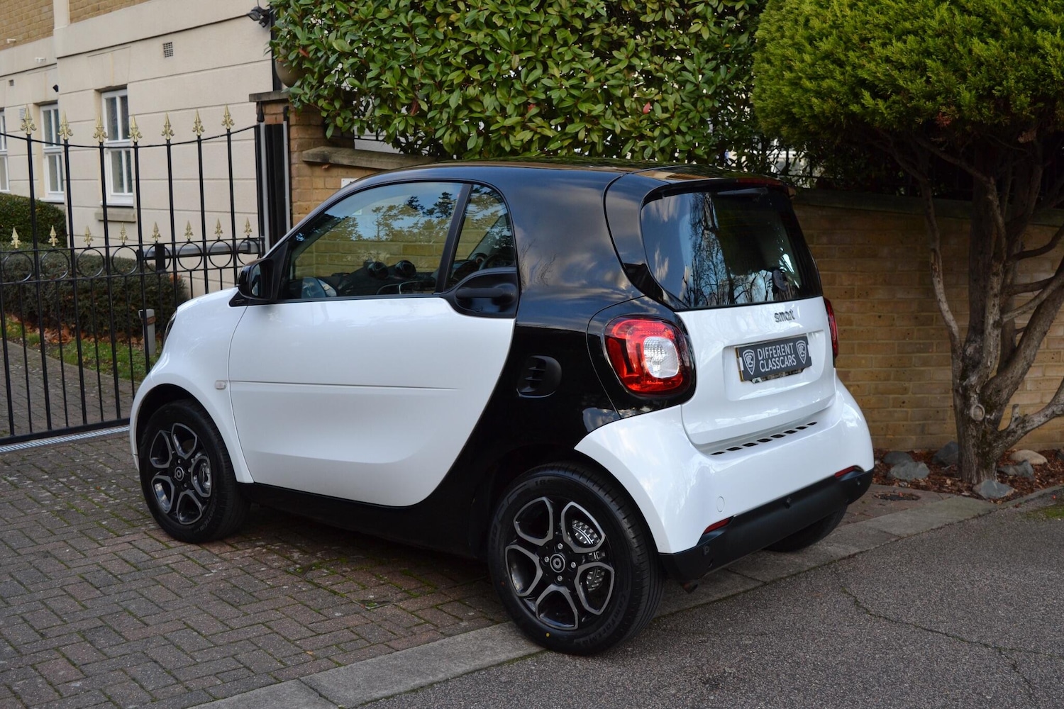 Used smart fortwo 2017 for sale - 76865417: Photo 36