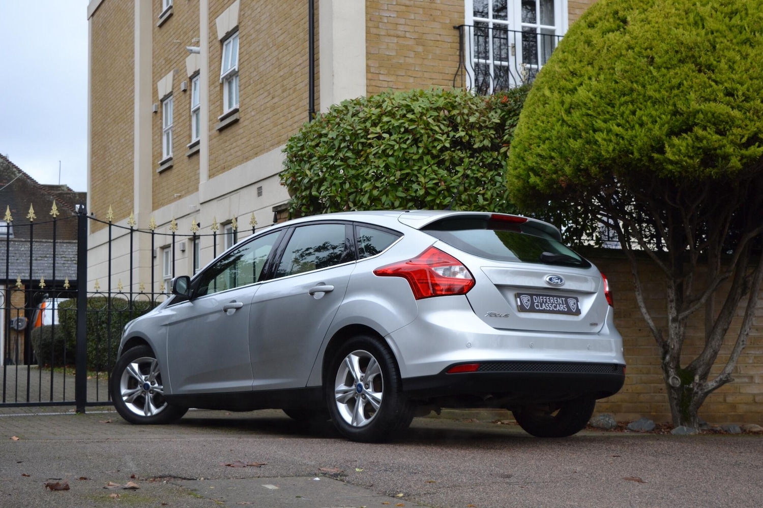 Used Ford Focus 2012 for sale - 77469013: Photo 2