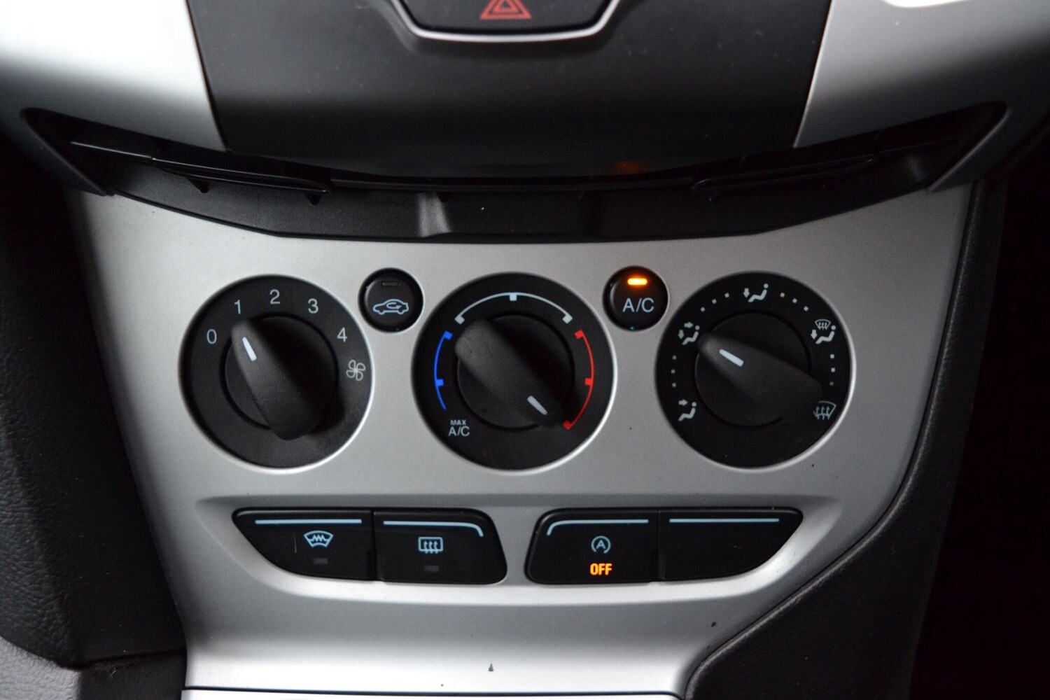 Used Ford Focus 2012 for sale - 77469013: Photo 23