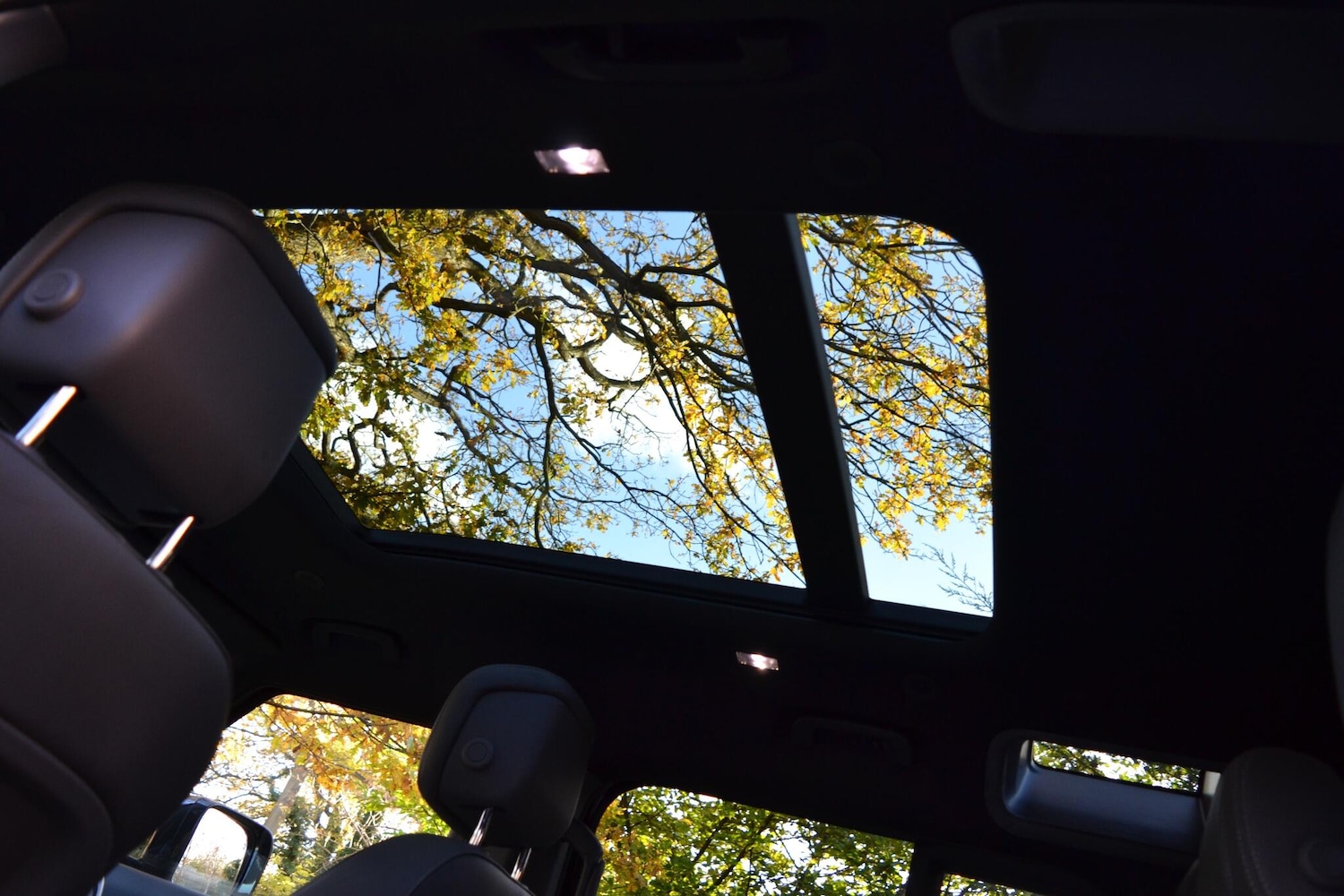 Used Land Rover Defender 110 2023 for sale - 76752771: Photo 24