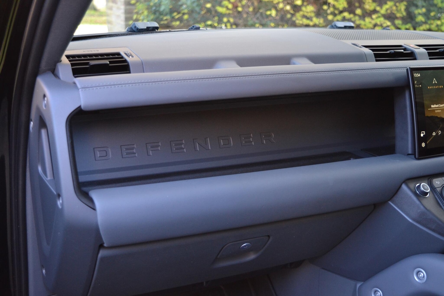 Used Land Rover Defender 110 2023 for sale - 76752771: Photo 31