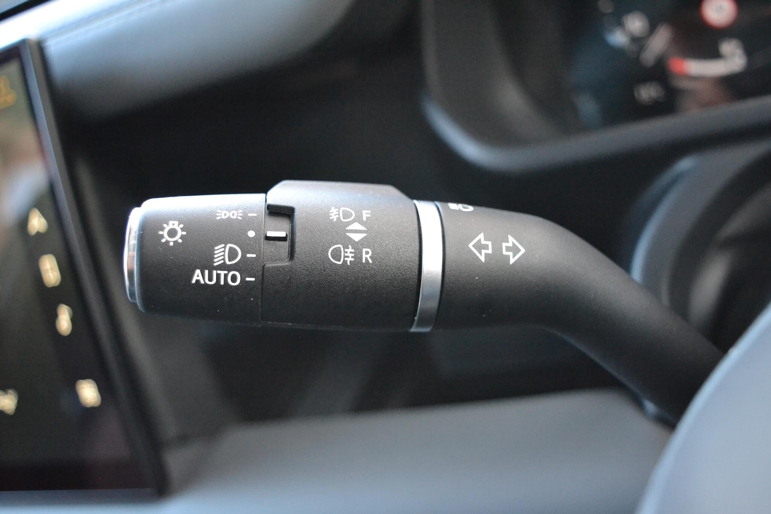 Used Land Rover Defender 110 2023 for sale - 76752771: Photo 6