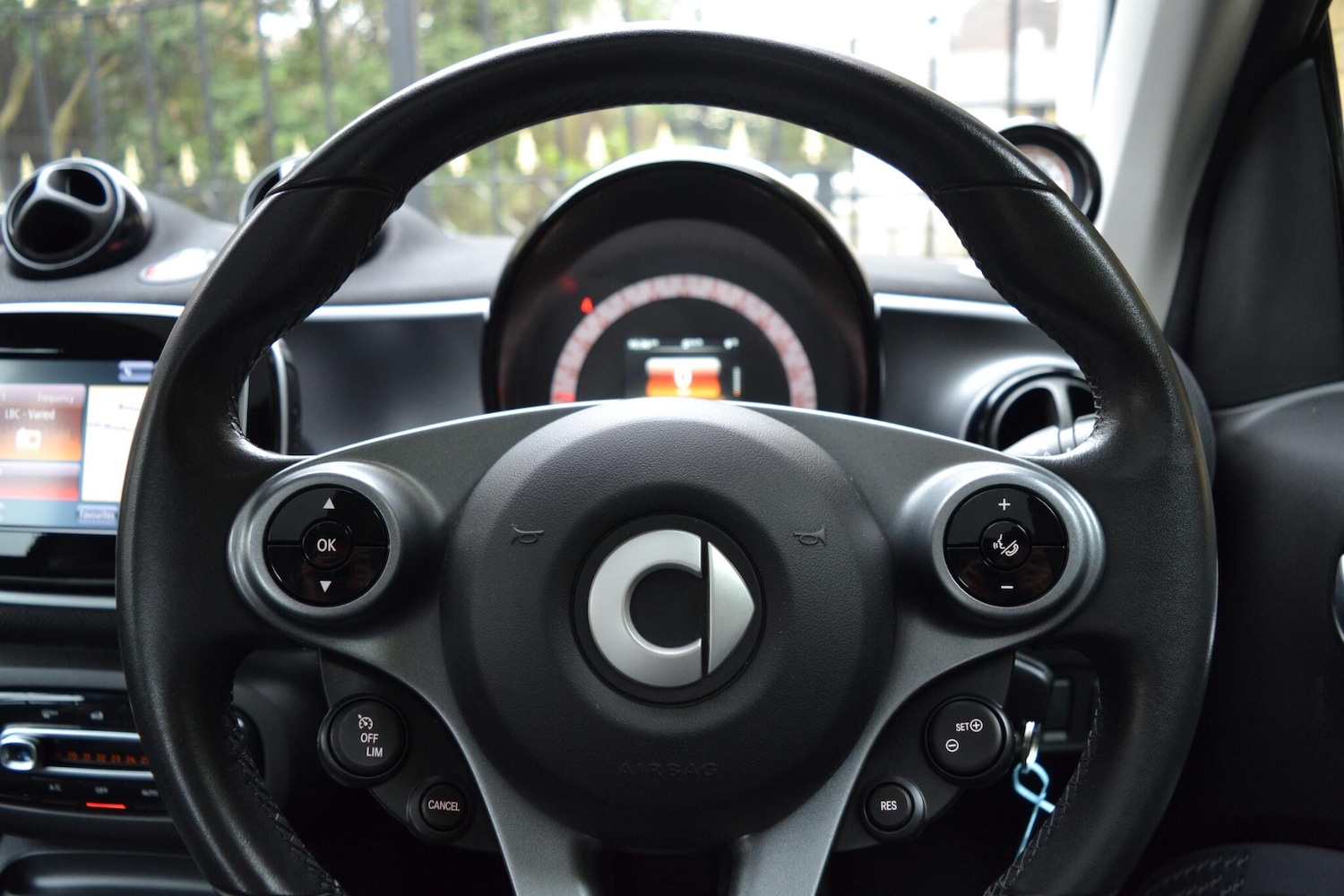 Used smart fortwo for sale - 77882149: Photo 30