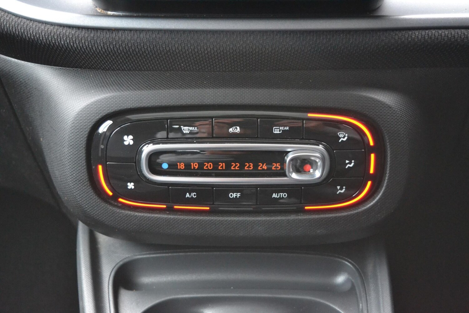 Used smart fortwo 2019 for sale - 77377556: Photo 39