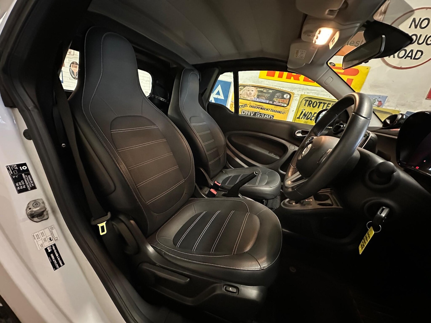 Used smart fortwo 2016 for sale - 76377350: Photo 11