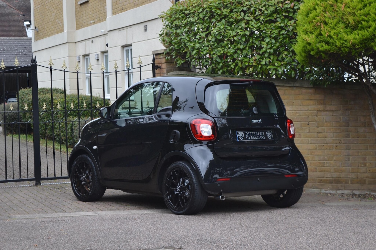 Used smart fortwo 2017 for sale - 76926401: Photo 16