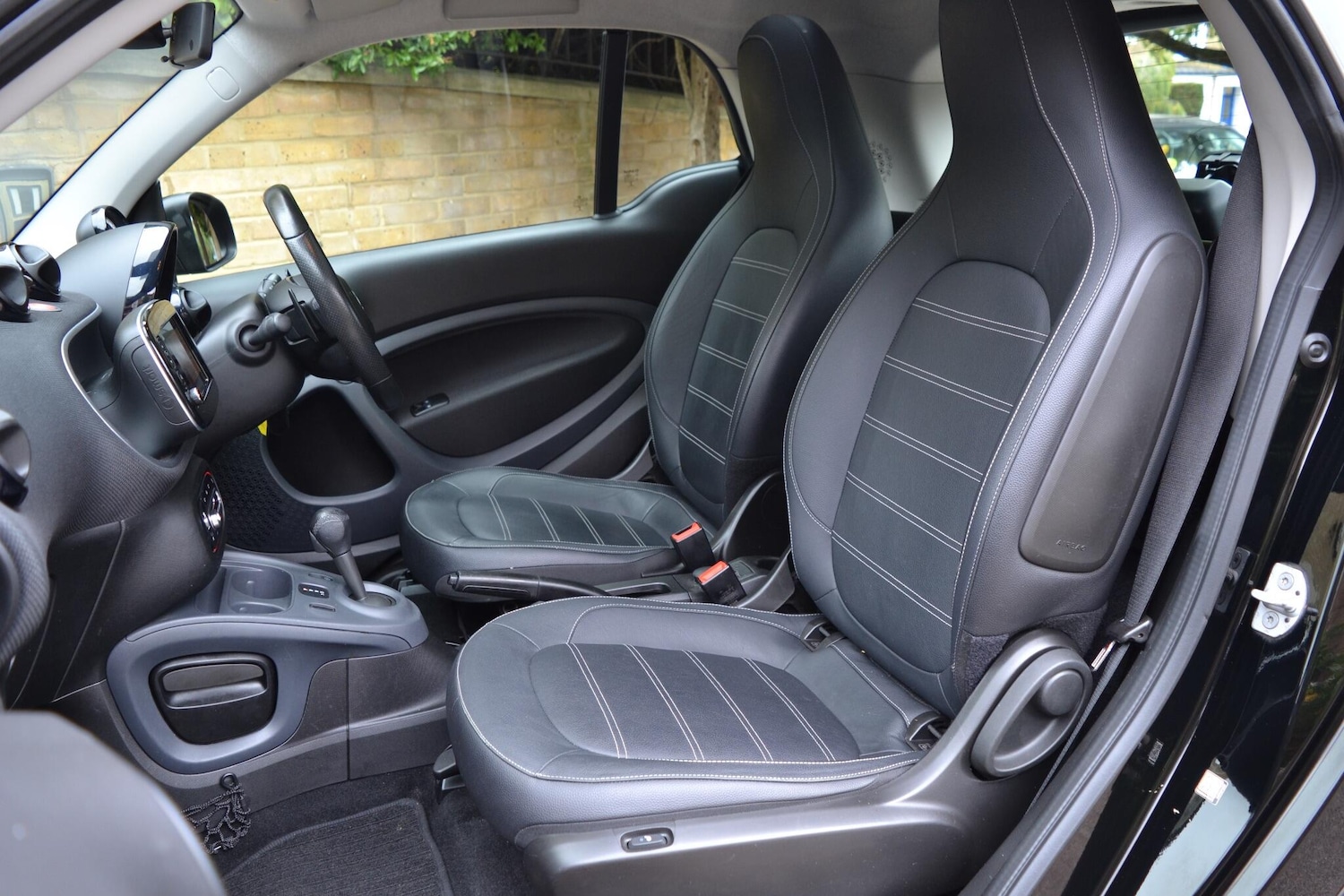 Used smart fortwo 2017 for sale - 76926401: Photo 18