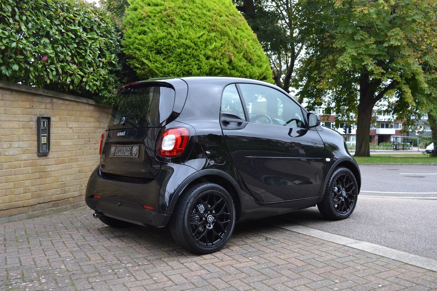 Used smart fortwo 2017 for sale - 76926401: Photo 23