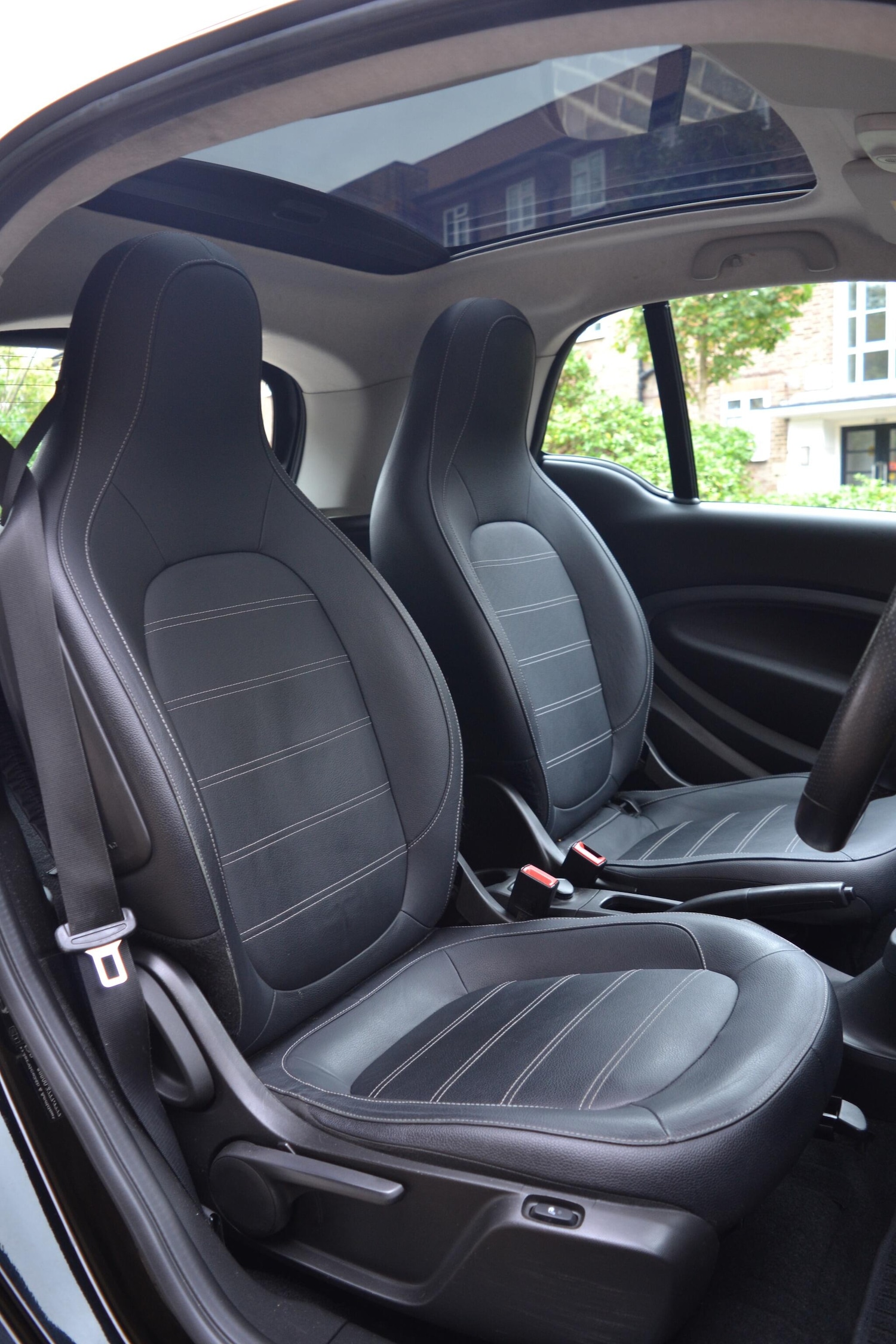 Used smart fortwo 2017 for sale - 76926401: Photo 25