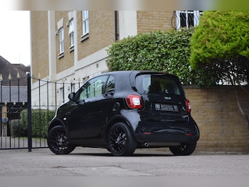 Used smart fortwo 2017 for sale - 76926401: Photo
