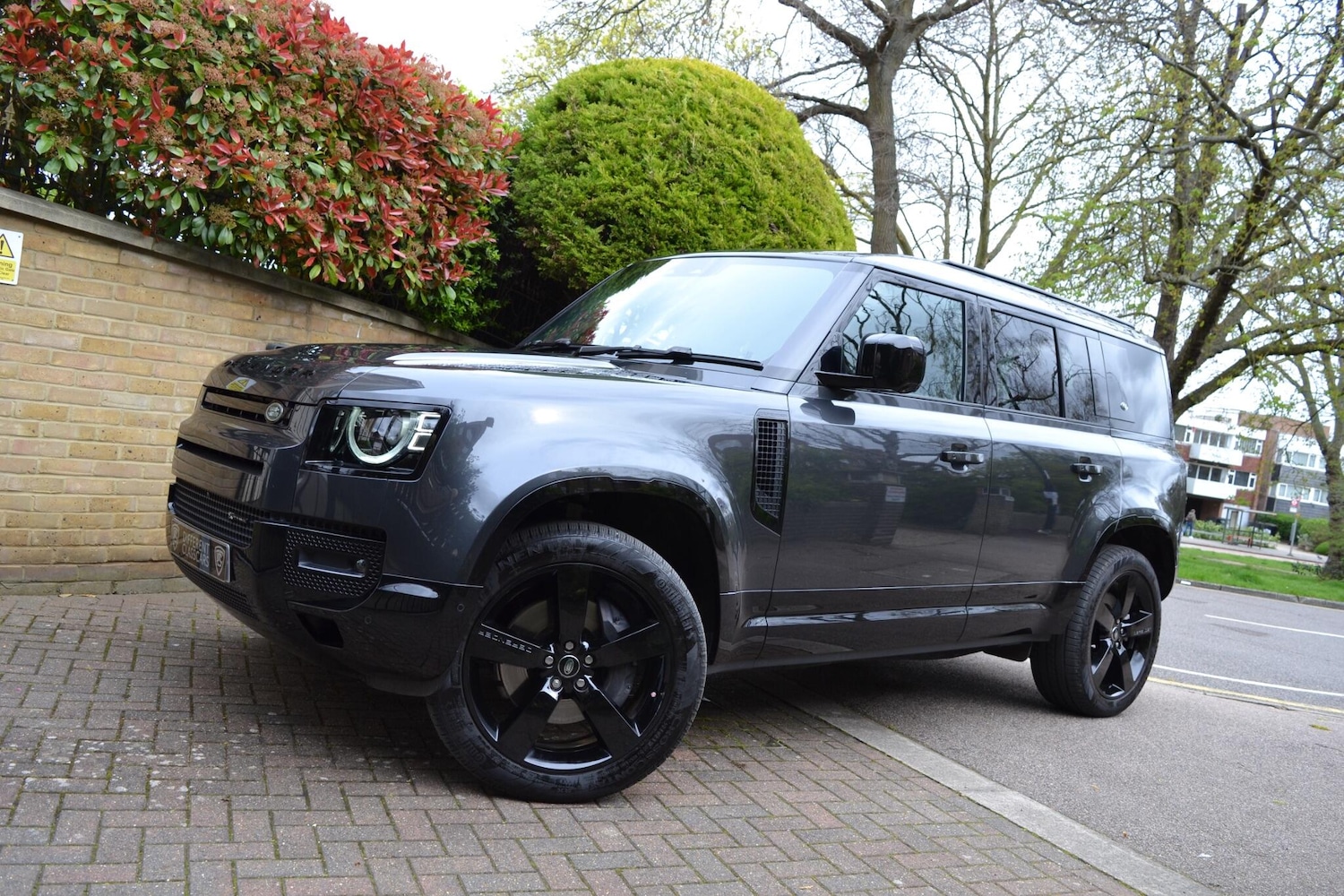 Used Land Rover Defender 2022 for sale - 77574894: Photo 1
