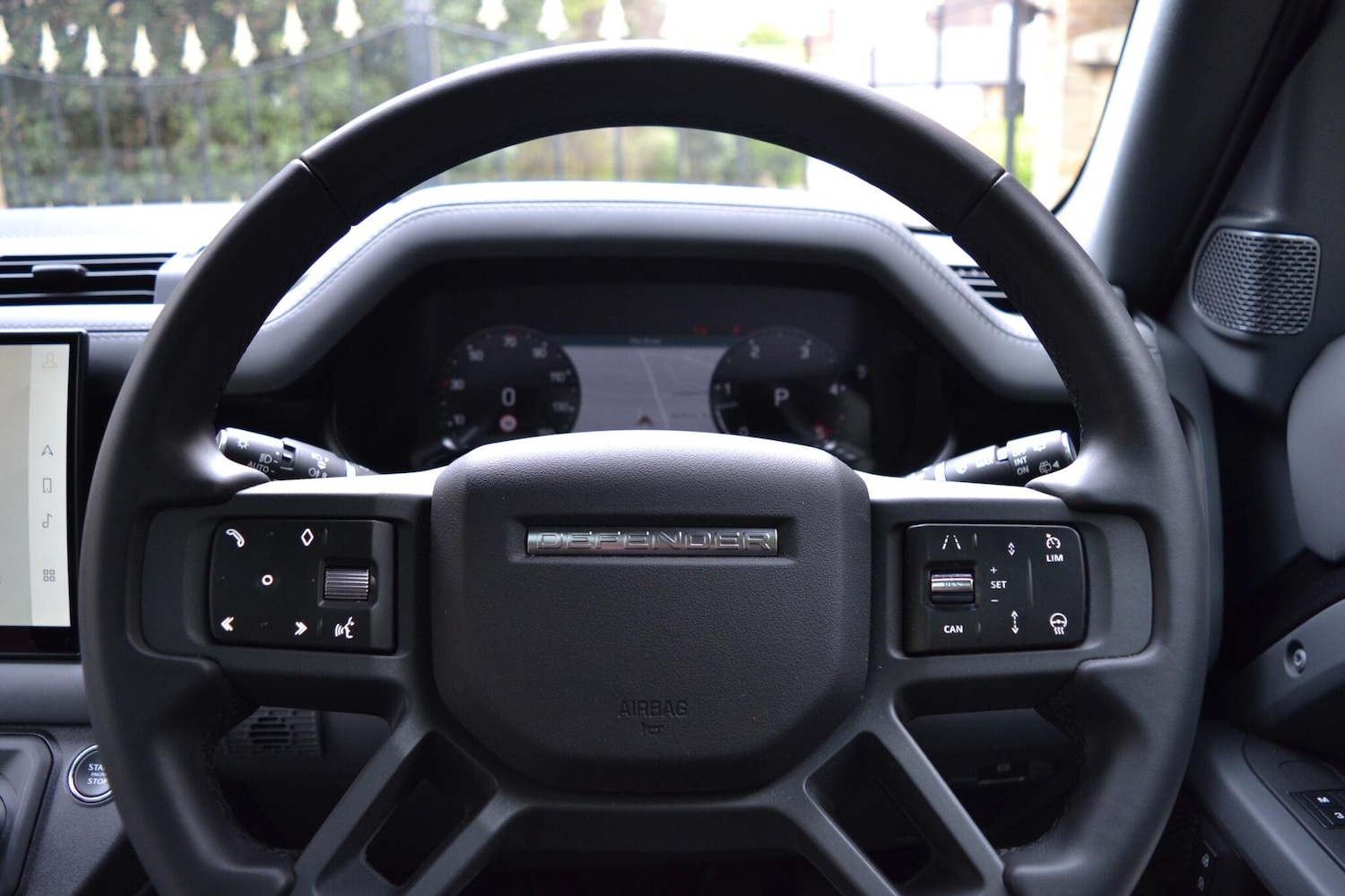 Used Land Rover Defender 2022 for sale - 77574894: Photo 10