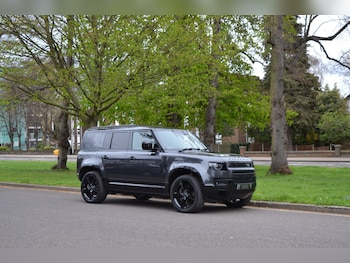Used Land Rover Defender 2022 for sale - 77574894: Photo