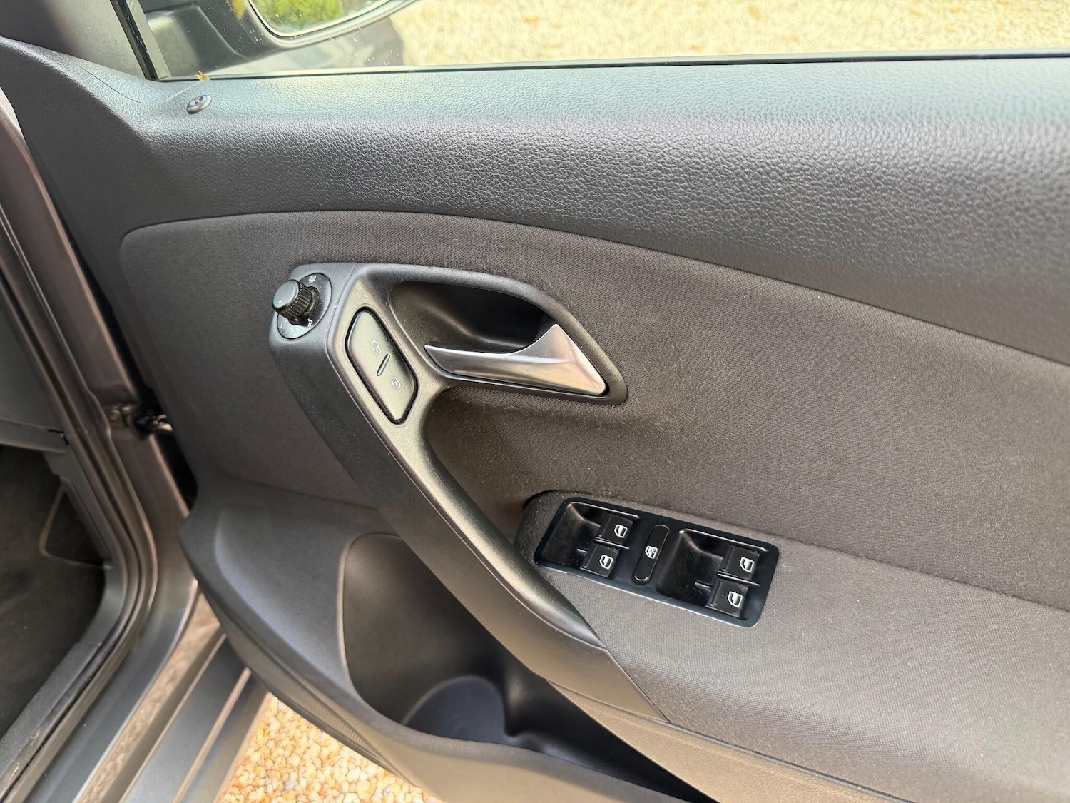 Used Volkswagen Polo 2012 for sale - 76539138: Photo 17