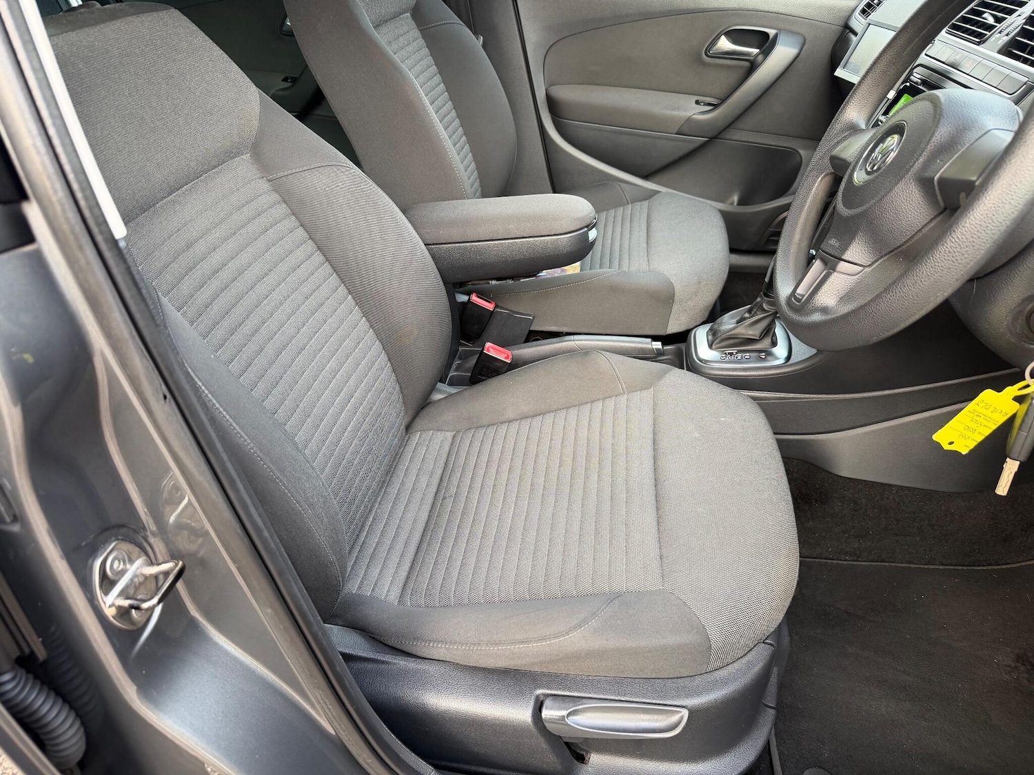 Used Volkswagen Polo 2012 for sale - 76539138: Photo 21